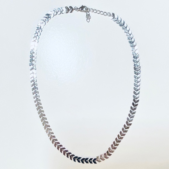 Chevron Silver Choker 16” Necklace - Picture 2 of 11